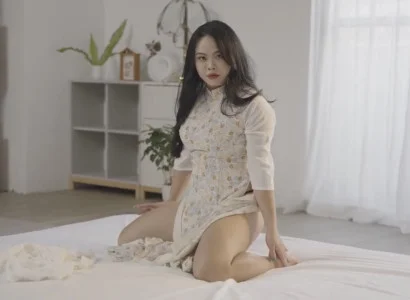 Phương Anh xinh đẹp sang Đài Loan đóng phim người lớn